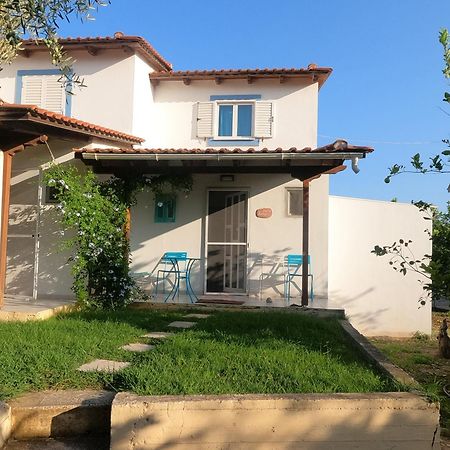 Villa Spiti Ostria Aigio Esterno foto