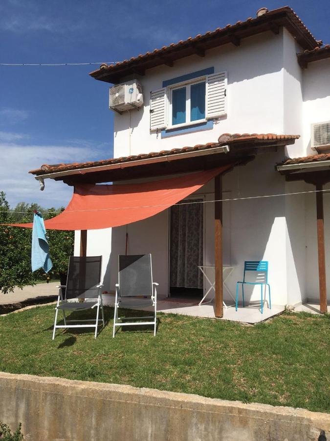 Villa Spiti Ostria Aigio Esterno foto